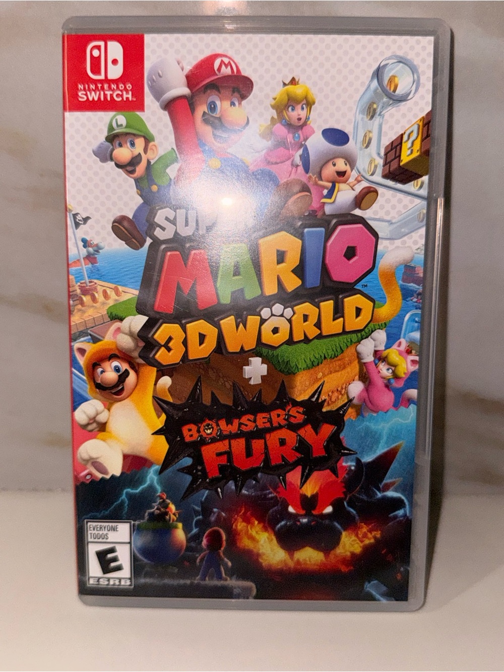 Nintendo switch Super Mario 3D World + Bowser's Fury game w/ case
